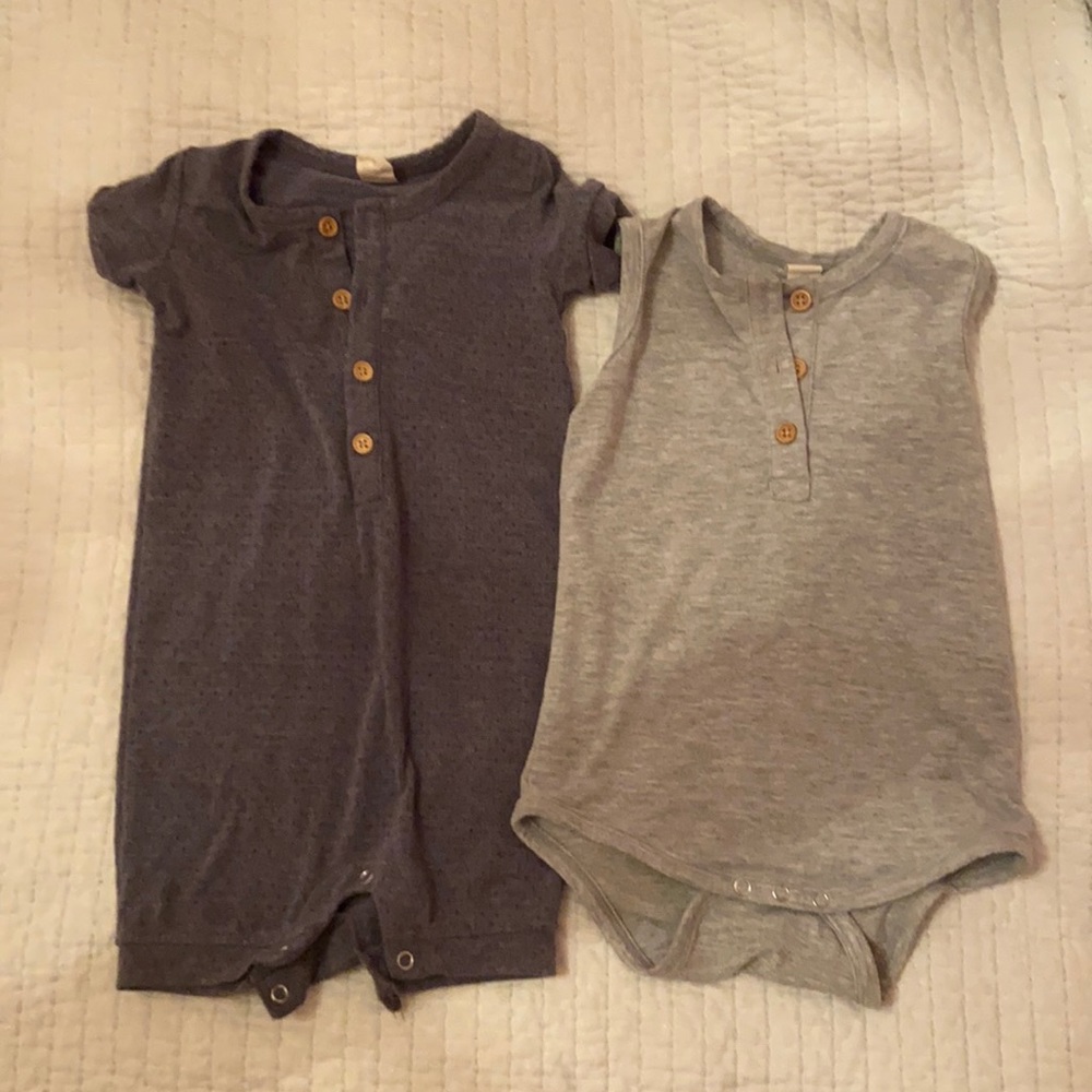 Kate quinn 18-24 months romper & onesie